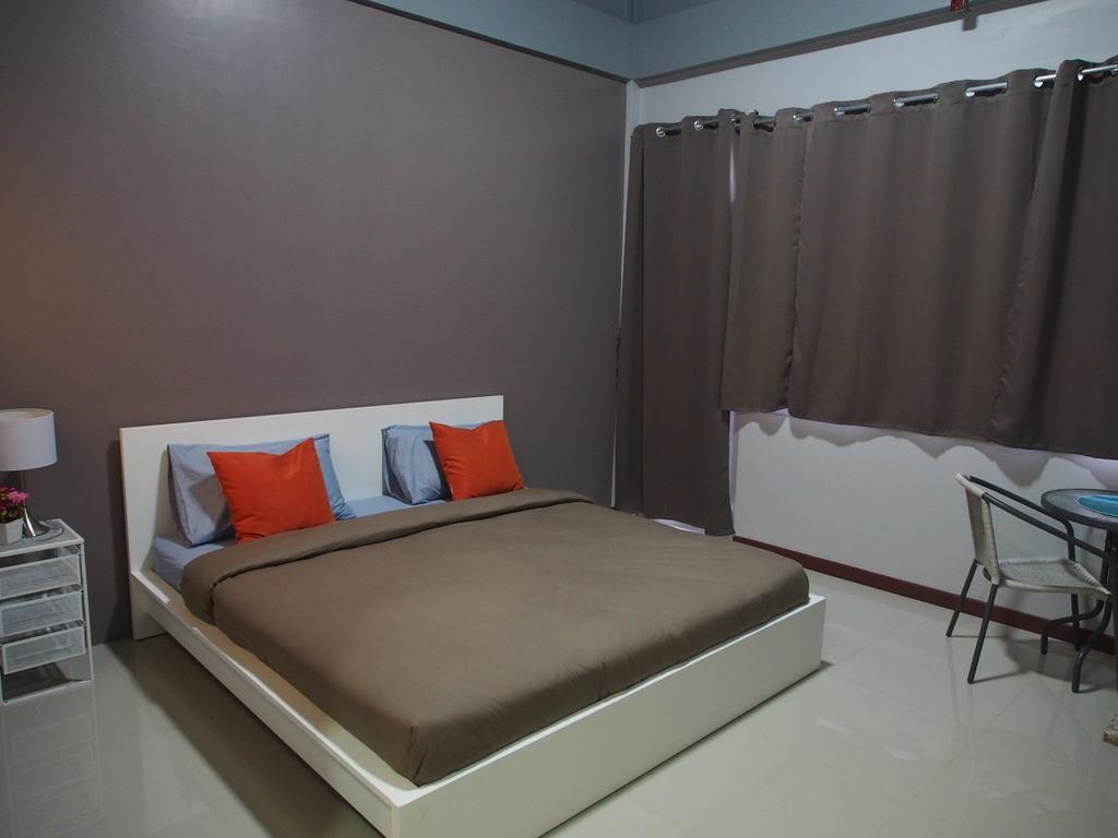 Sriyanar Place Bangkok Kültér fotó