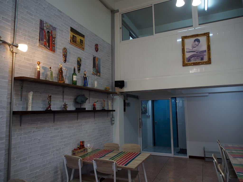 Sriyanar Place Bangkok Kültér fotó