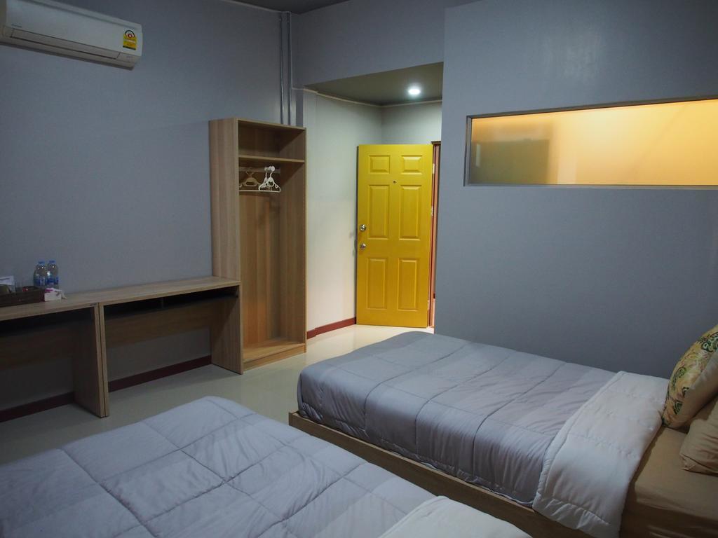 Sriyanar Place Bangkok Kültér fotó